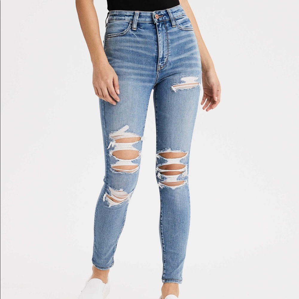 American Eagle Distressed Jeans Hi Waist Skinny